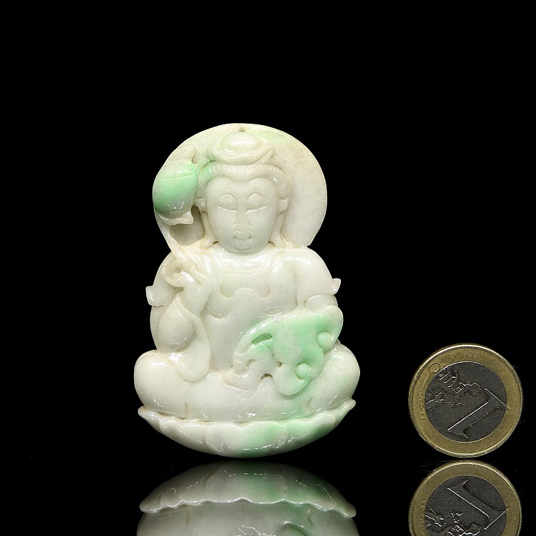 Jadeite pendant ‘Enthroned Guanyin’, Qing dynasty - 6