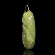 Yellow jade pendant 