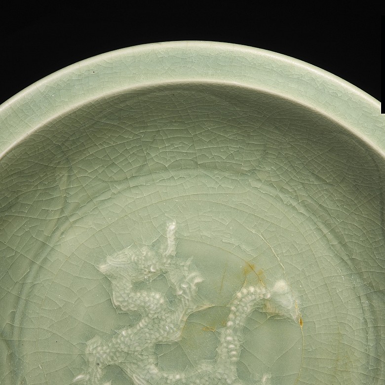 Celadon glazed ceramic bowl, 19th - 20th century