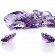 Lot of oval cut amethysts 226 cts