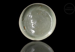 Small celadon-glazed earthenware dish, Song dynasty