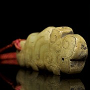 Carved jade ‘Tiger’ pendant, Western Zhou dynasty