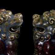 Pair of ceramic ‘Lions’ figures, Qing Dynasty