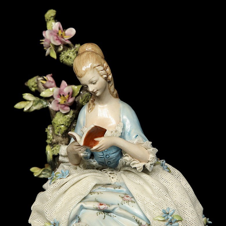 Italian porcelain ‘Romantic Figures’, 20th century