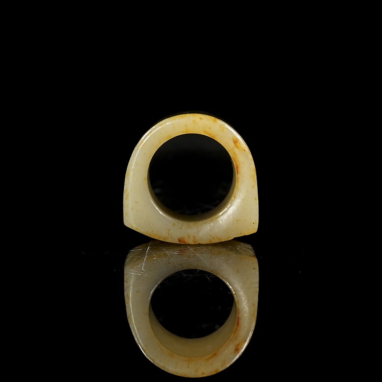 Jade ring, Qing Dynasty