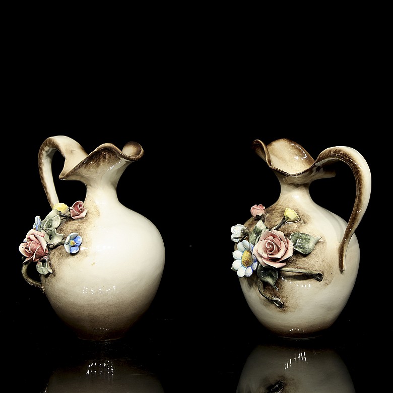 Capodimonte porcelain ‘Pair of jugs’, 20th century - 4