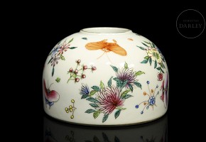 Porcelain enamelled ‘Butterflies’ vessel, early 20th century