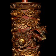 Carved wooden stand ‘Dragon on ruyi clouds’, Qing dynasty - 3