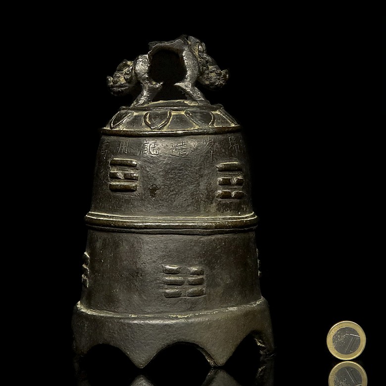 Bronze Buddhist bell, China, 19th century