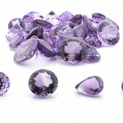 Lot of amethysts round or teardrop cut 431 cts