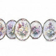 Porcelain oval decorated plates, Lena Luis, 1996.