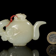 Small jade teapot, Qing dynasty