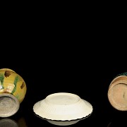 Three pieces of glazed pottery, 20th century