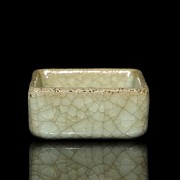 Glazed ceramic square vessel, Song style