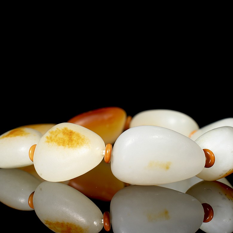 Eight-bead carved white jade bracelet, 20th century