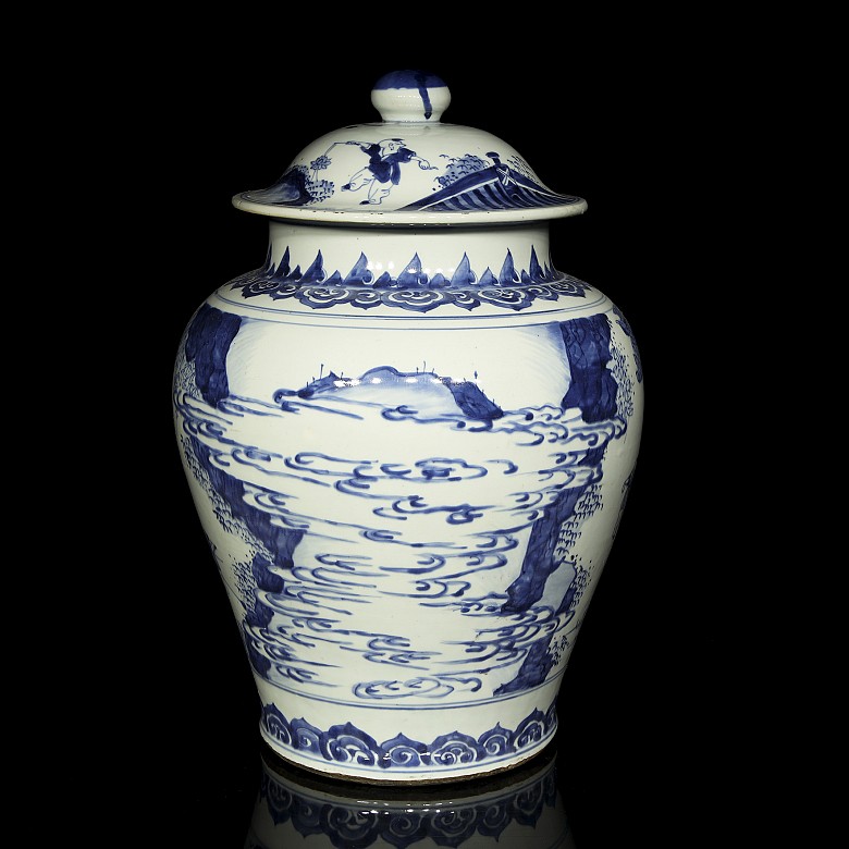 Blue and white porcelain tibor “Scenes in garden”, Qing Dynasty