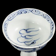 Small ‘Dragons’ footed bowl, Yuan Dynasty