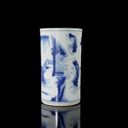 Porcelain brush pot ‘Garden Scene’, 20th century