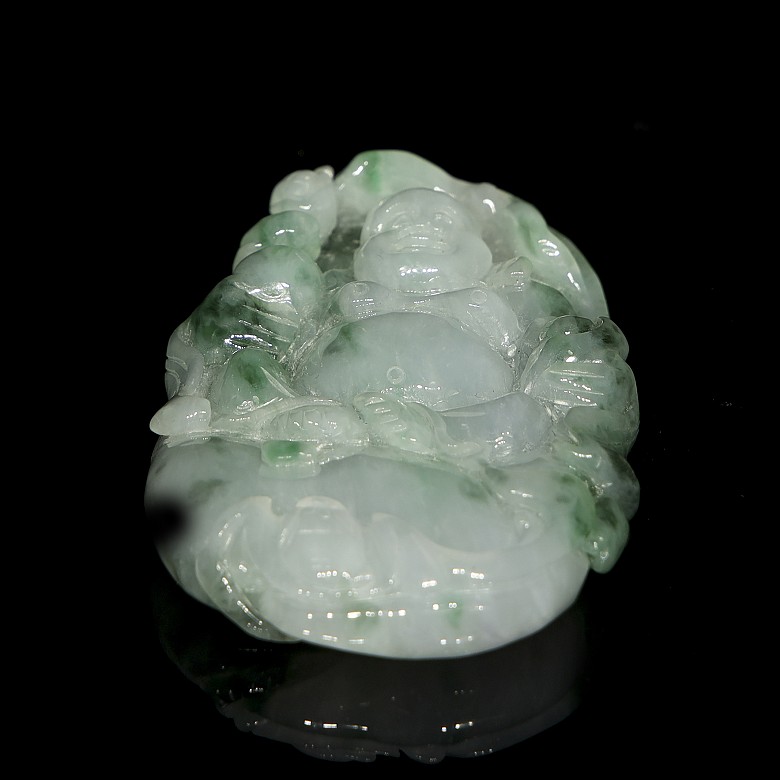 Natural jadeite ‘Buddha’ necklace, Qing dynasty