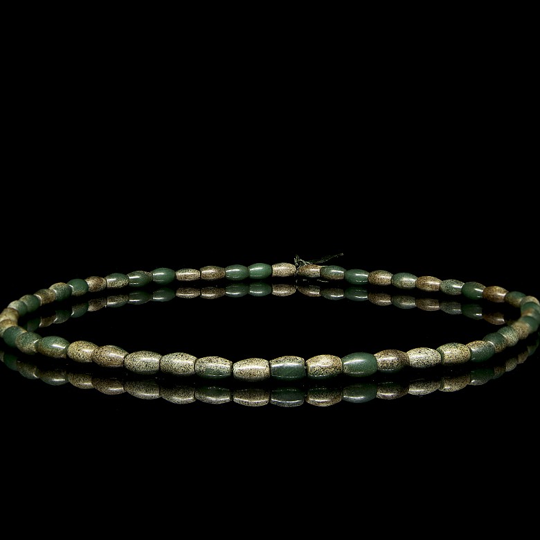 Jade bead necklace, Qing dynasty - 2