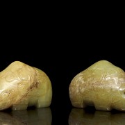 Pair of jade ‘Elephant’ figures, Western Zhou Dynasty