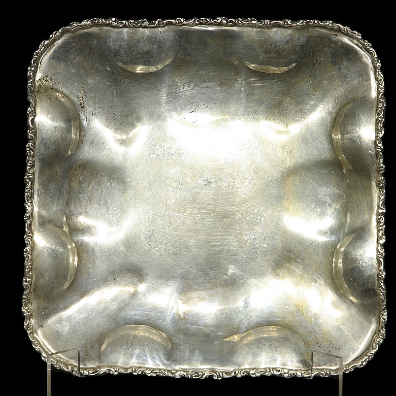 Three square silver ‘Villa’ trays, 20th century