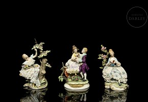 Italian porcelain ‘Romantic Figures’, 20th century