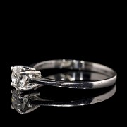 Solitaire white gold with brilliant 0.40 ct