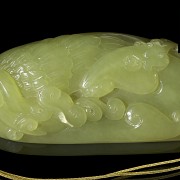 Colgante de jade amarillo 