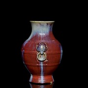 Ceramic vase with flambé glaze, with Qianlong mark