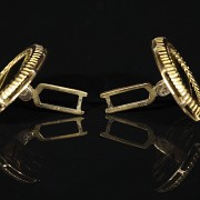 Yellow gold and tiger eye cufflinks