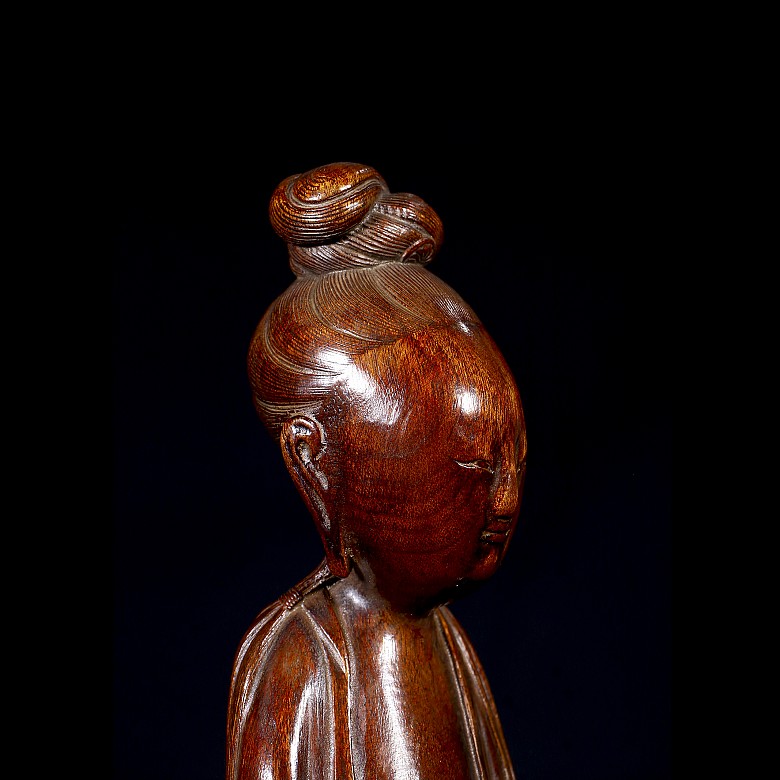 Chenxiangmu ‘Lady’ wooden figure, Qing dynasty