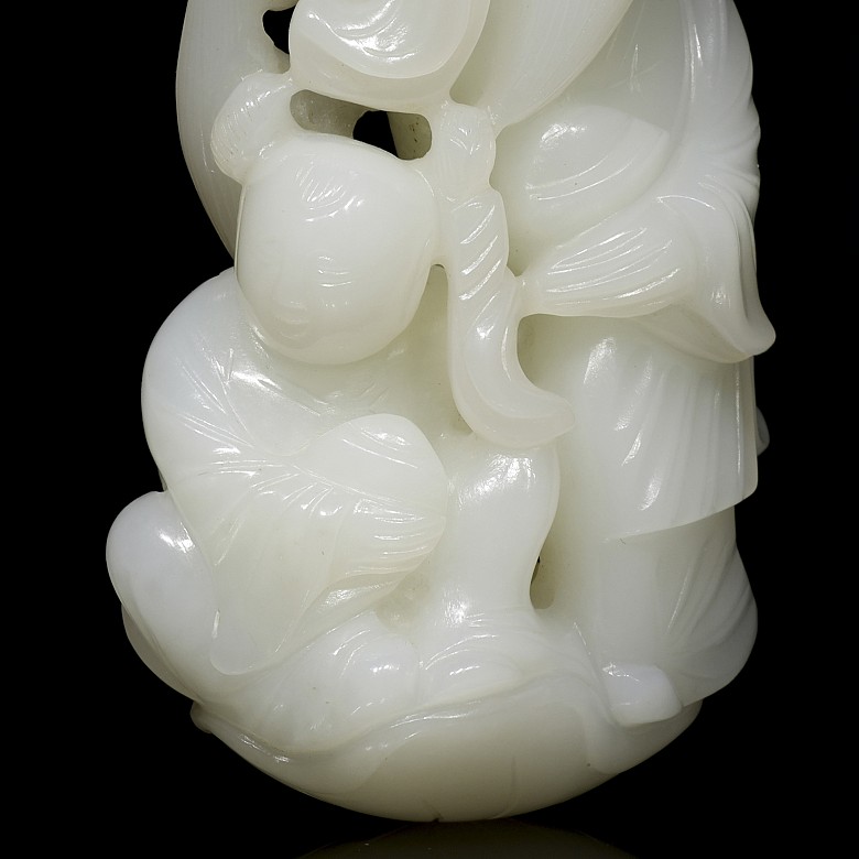 White jade figure 'Elder and Child', Qing dynasty, Qianlong