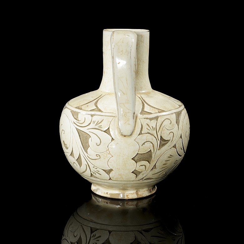 Ceramic ‘Cizhou’ jug, Song dynasty