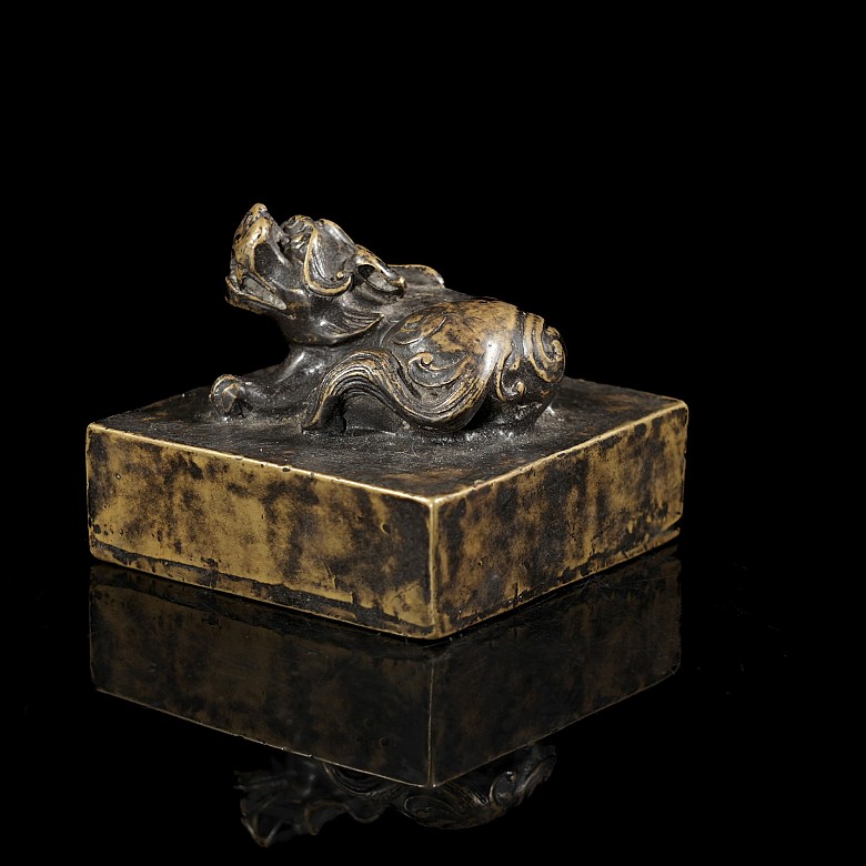 Bronze seal ‘Mythical Beast’, Qing dynasty