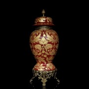 Large red vase, Louis XV style, 20th century