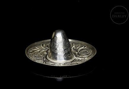 Pequeño sombrero de plata mexicana, s.XX