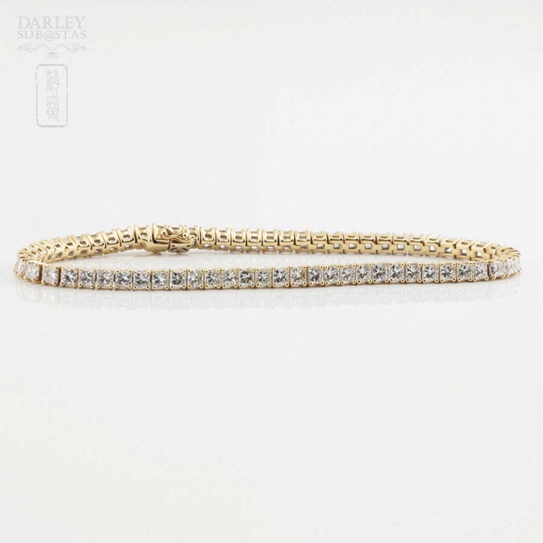 Gold and diamond Rivier bracelet 4.60cts.