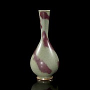 Junyao glaze-glazed ceramic vase, Song dynasty