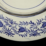 Imari Japanese dish, late 19th century