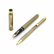 Sheaffer fountain pen and gold pen set with model 