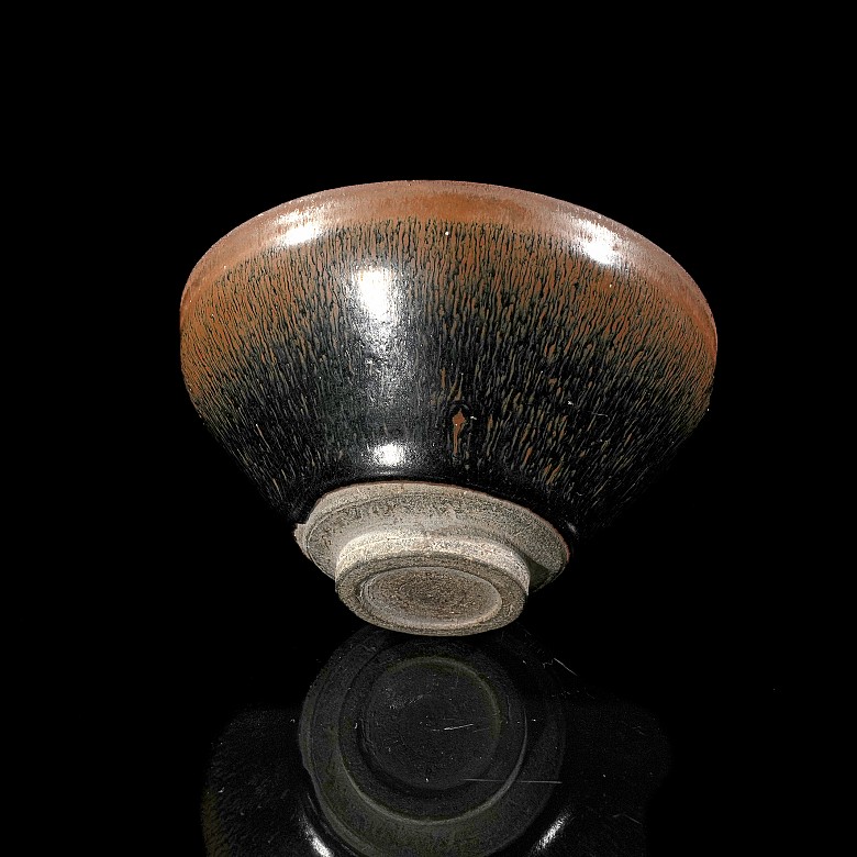 Black-glazed earthenware bowl, Song dynasty