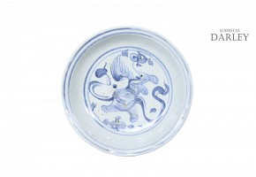 Glazed and decorated ceramic dish in blue, Ming dynasty