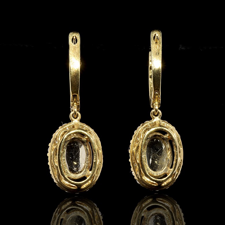 Yellow gold earrings with tourmalines and diamonds