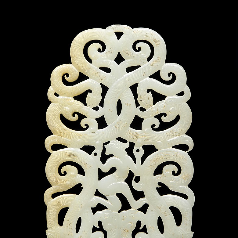 White jade openwork plaque, Western Han dynasty