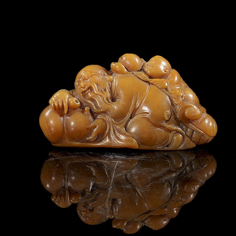 Shoushan ‘Elder and Child’ figurine, Qing dynasty