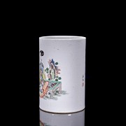 Young Man and Lady' brush pot, Qing dynasty