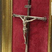 Cristo crucificado de plata española punzonada, med.s.XX