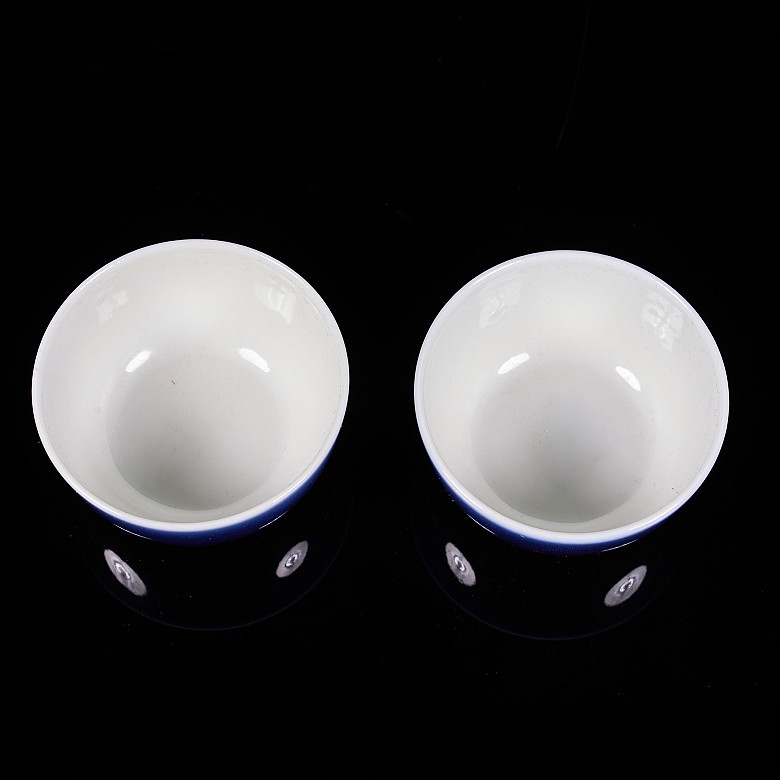 Pair of small blue glazed bowls, Qing dynasty, with Yongzheng seal