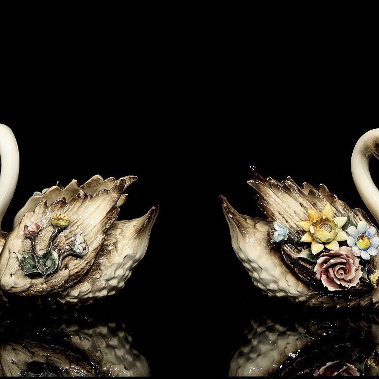 Capodimonte Porcelain ‘Couple of swans’, 20th century - 6